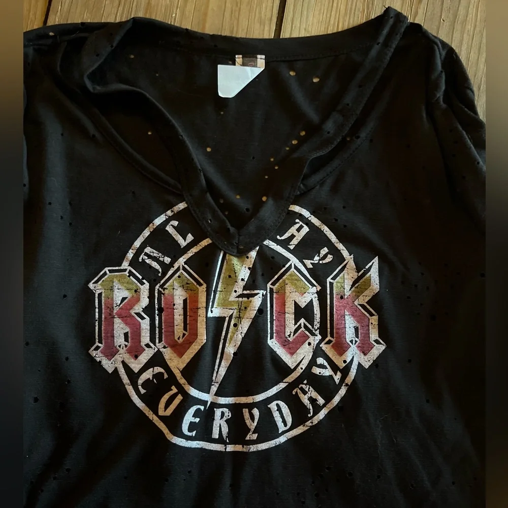 Oversized Distressed Band Tee Rocker V Neck - Picture 4 of 5